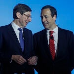 CaixaBank lleva a la junta nombrar consejero al ex-CEO de Siemens Peter Löscher y reelegir a Gortázar
