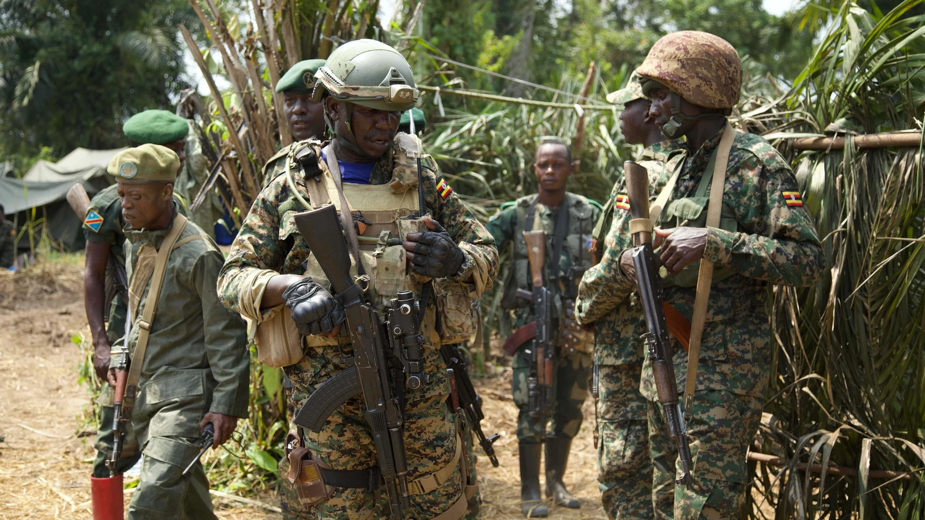 RDCongo.- Tropas ugandesas de la EAC se despliegan en Bunagana para supervisar la retirada de los rebeldes del M23
