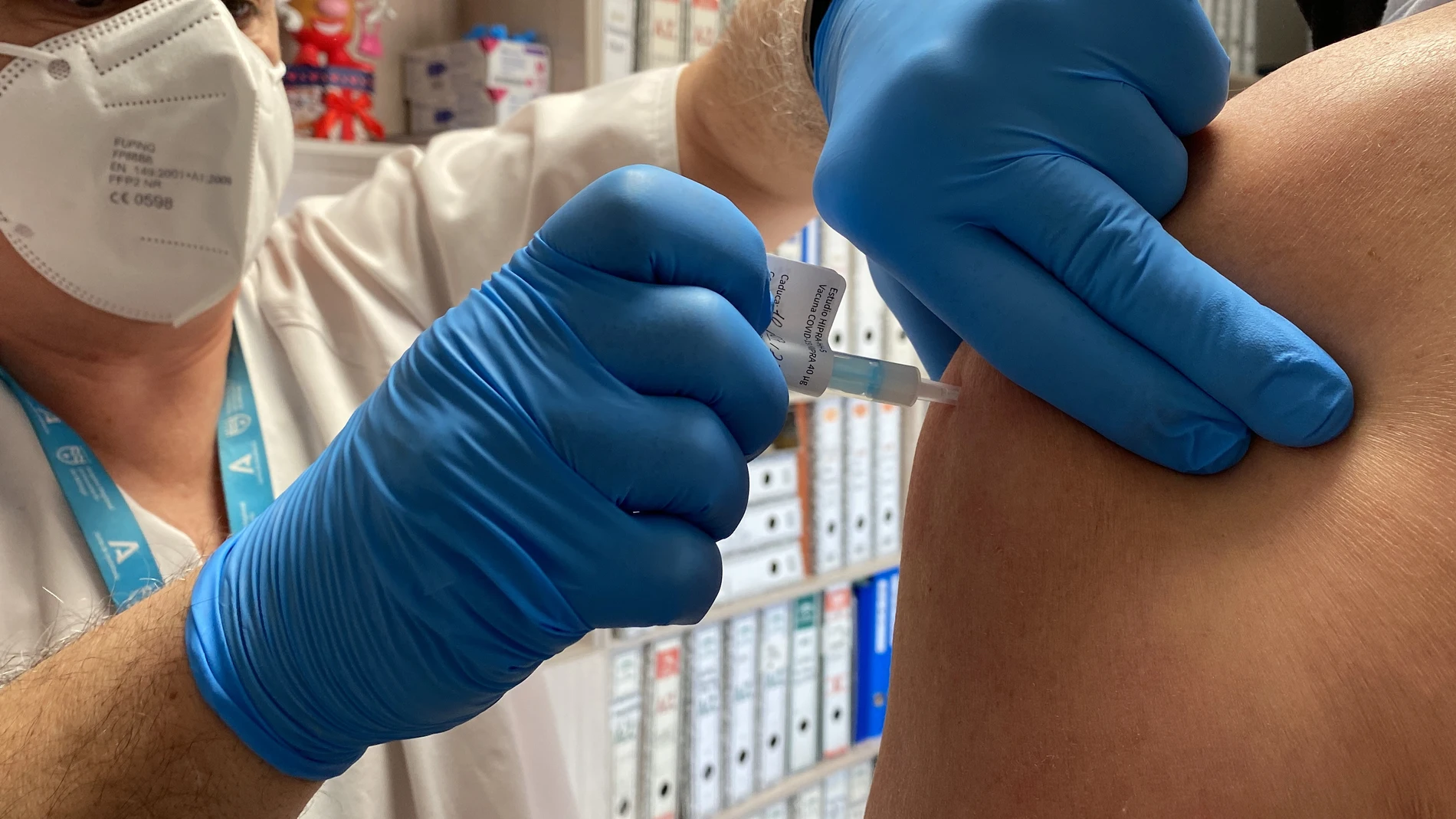 La SEI afirma que la aprobación de la vacuna de Hipra contra el Covid-19 es "un hito histórico en la ciencia española"
