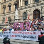 Pensionistas vascos ven "raquítica" la subida de las pensiones mínimas porque no alcanza "ni siquiera" los 1.080 euros