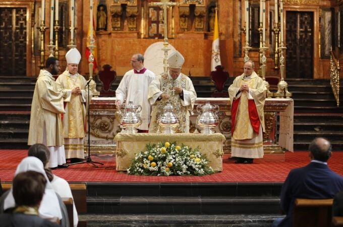 Córdoba.- El obispo avisa que "sin sacerdotes no hay Iglesia" y que su escasez es "cuestión de interés general"