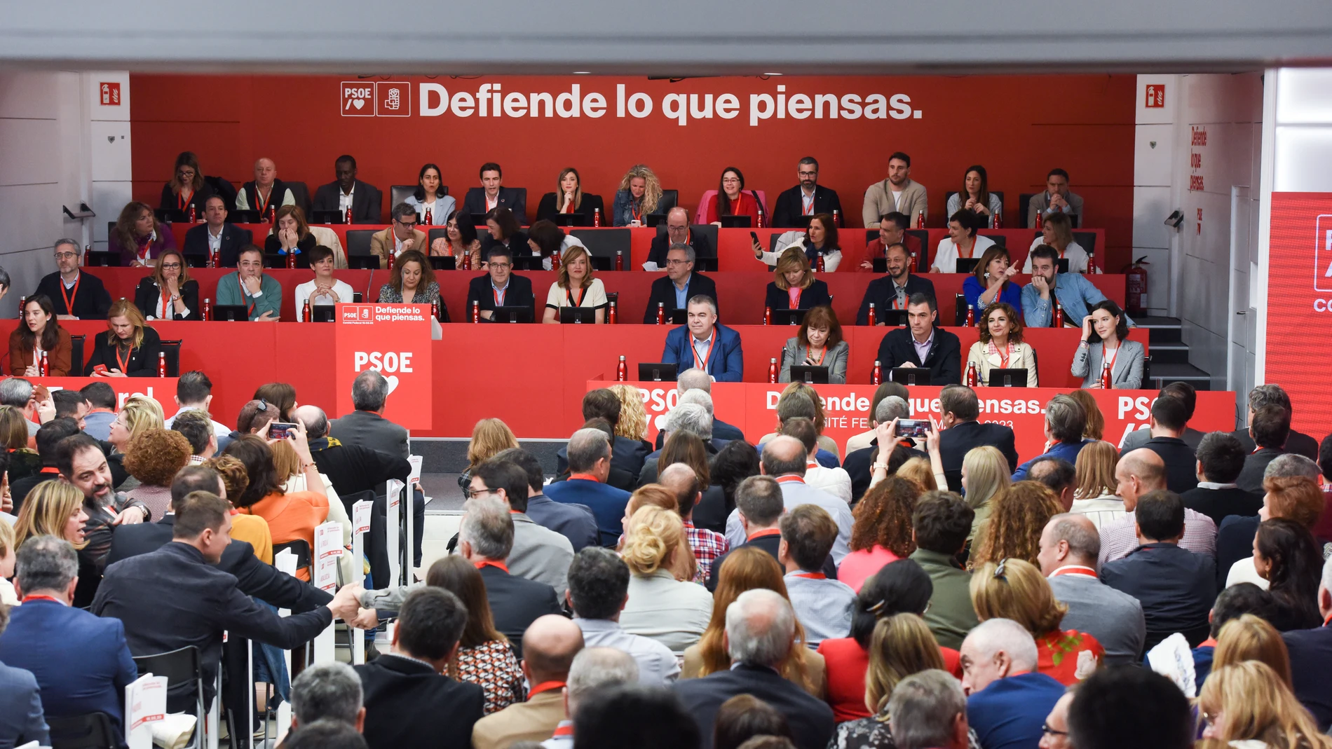 El PSOE promueve la retirada de vestigios franquistas del callejero en su programa de municipales para el 28M