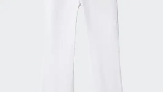 Pantalones vaqueros blancos de Mango.