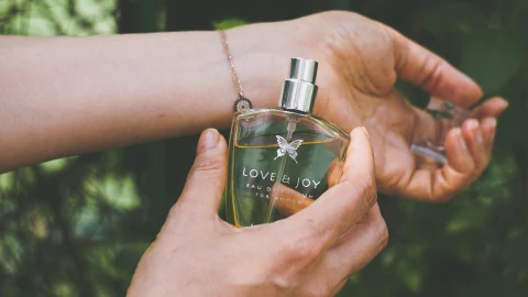 ¿Puede este perfume potenciar tu atractivo sexual?