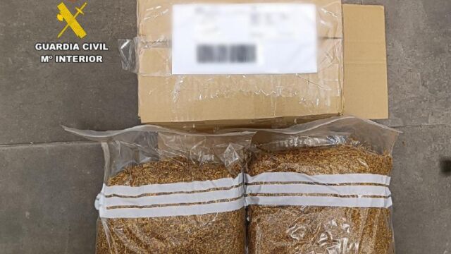 Parte del tabaco recuperado por la Guardia Civil