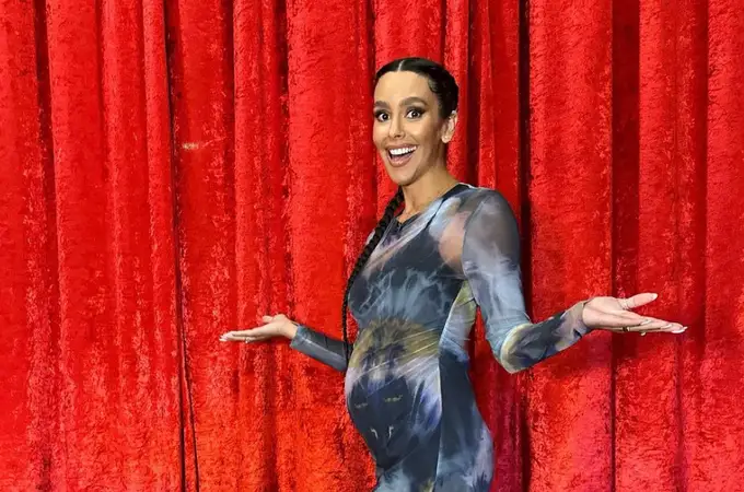 Cristina Pedroche luce embarazo con el vestido ‘efecto tipazo’ de Primark que comparte con Paula Echevarría