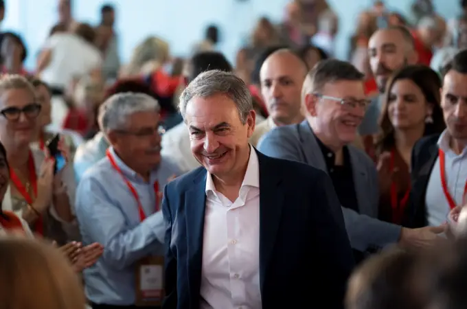 Zapatero agita al PSOE al recuperar los indultos para reivindicar a Sánchez