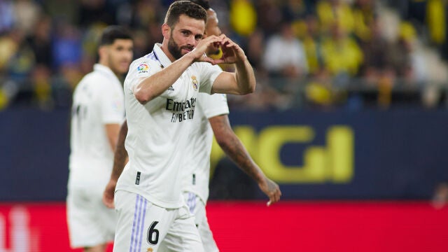 Nacho celebra el gol que le marcó al Cádiz