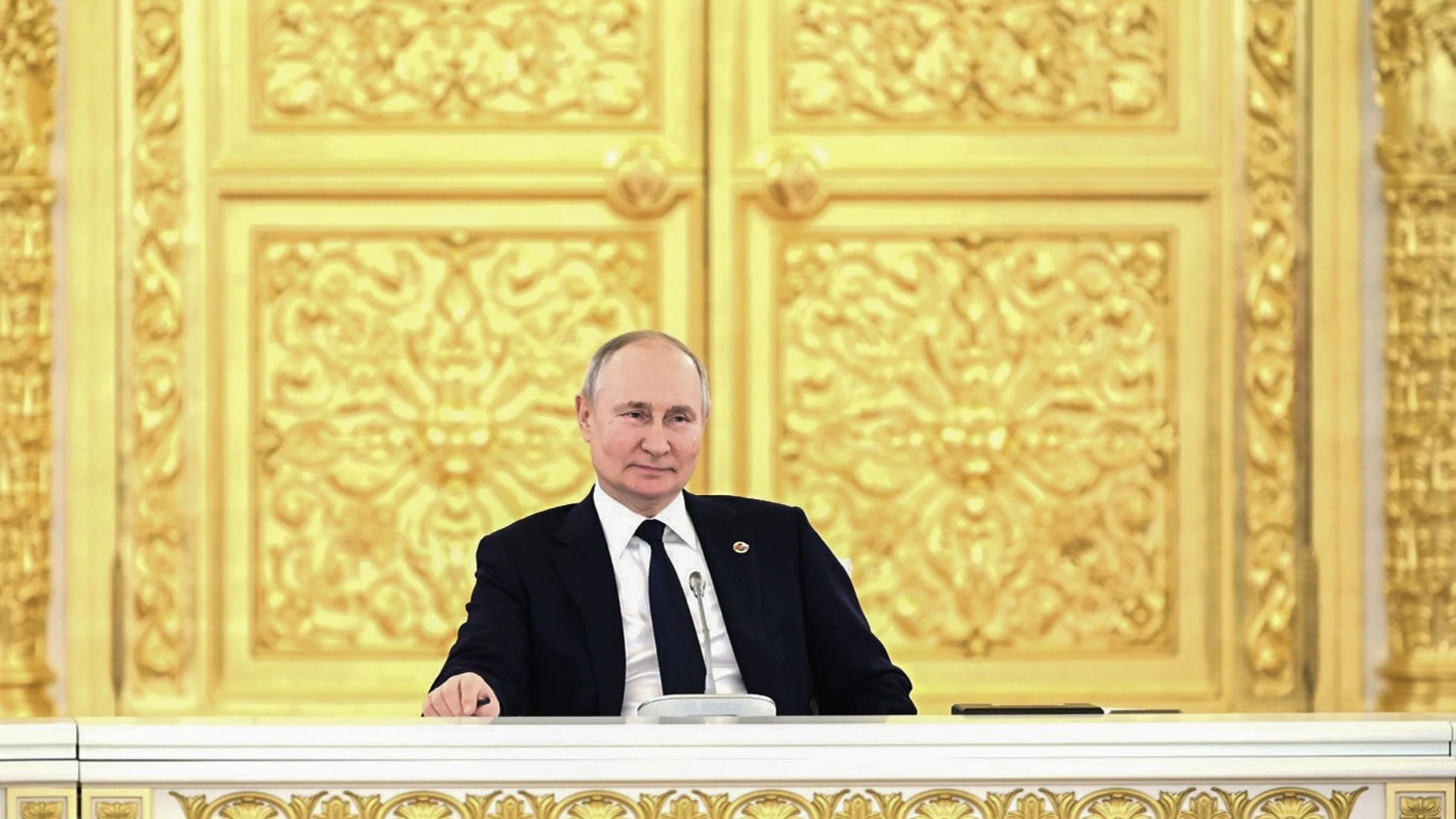 Ucrania.- Putin visita por sorpresa Jersón y Lugansk para evaluar la situación con altos cargos militares