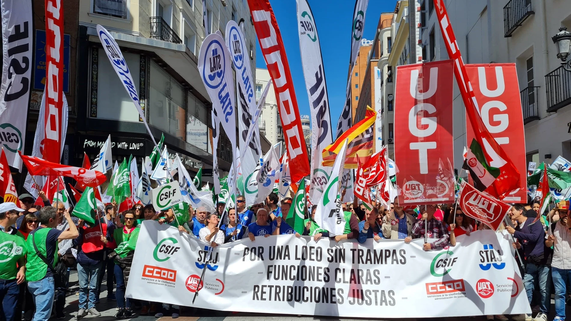 Manifestación de funcionarios de Justicia en Madrid para reclamar mejoras salariales