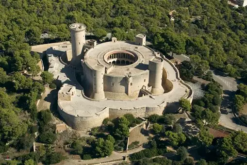 Así es el único castillo circular de España, que pasó de fortaleza a prisión militar