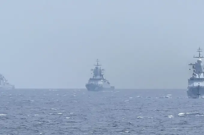 La Armada vigiló durante siete días el paso de cuatro buques rusos