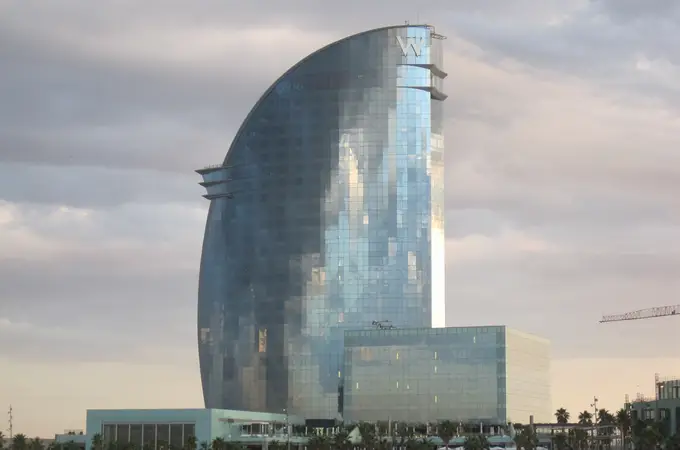 De Marbella a Barcelona, la clasificación hotelera por precio medio de una habitación en España