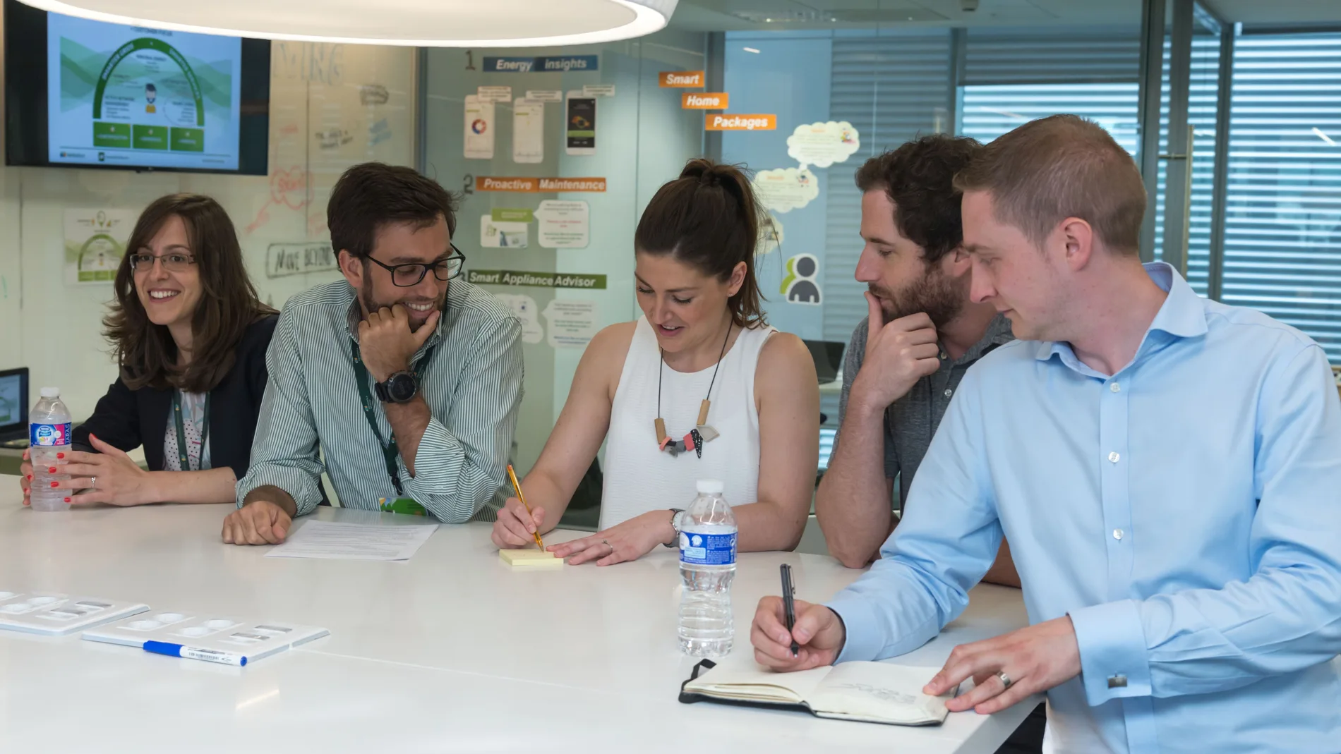 La actividad cuenta con profesorado nativo para poder ofrecer un programa intensivo que mejore el nivel de competencia en inglés al alumnado de la Comunidad