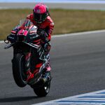 Aleix Espargaró, el más rápido del primer día en Jerez