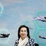 La ministra de Defensa, Margarita Robles, interviene durante el acto de la firma del contrato del programa del Futuro Sistema Aéreo de Combate, en el Cuartel General del Ejército del Aire y del Espacio, a 28 de abril de 2023, en Madrid (España). 