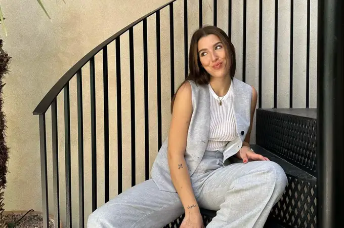 El espectacular look de Alba Díaz con el traje de lino con chaleco de Mango: la prenda viral todoterreno favorita de las influencers para ir arregladas y a la última