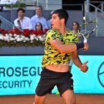 Carlos Alcaraz se enfrenta a Karén Jachánov en los cuartos de final del Mutua Madrid Open de tenis