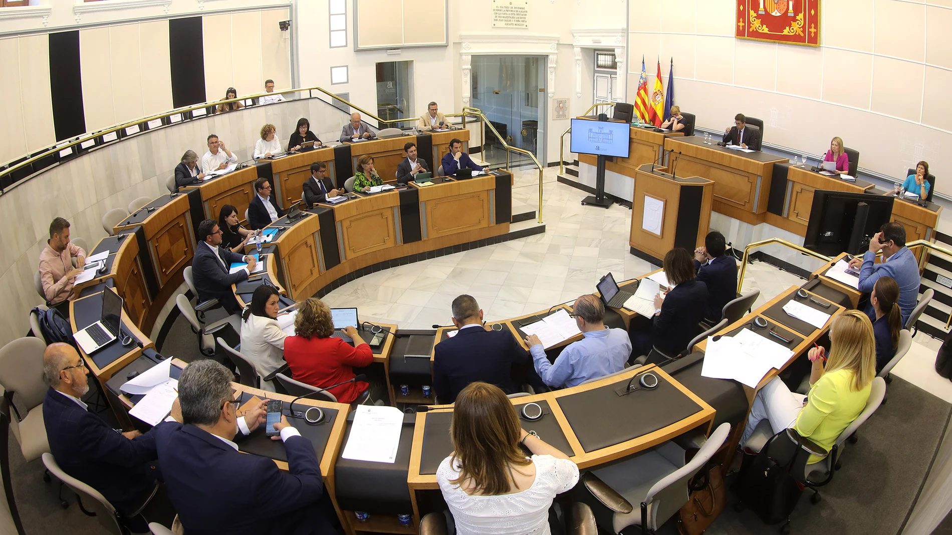 La Diputación de Alicante presentará un recurso por el Fondo de Cooperación