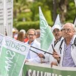 Concentración del Sindicato Médico Andaluz, ayer, en Sevilla