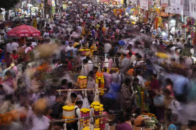  China cede a India el cetro como país más poblado del mundo