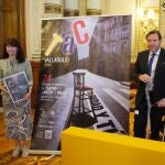 Presentación del Teatro de Calle de Valladolid por Óscar Puente y Ana Redondo