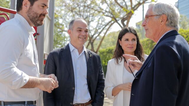 Xavier Trias y Jordi Turull, entre otros dirigentes, en el cónclave de Barcelona
