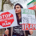 Irán.- Irán ejecuta al disidente sueco-iraní Habib Chaab por terrorismo