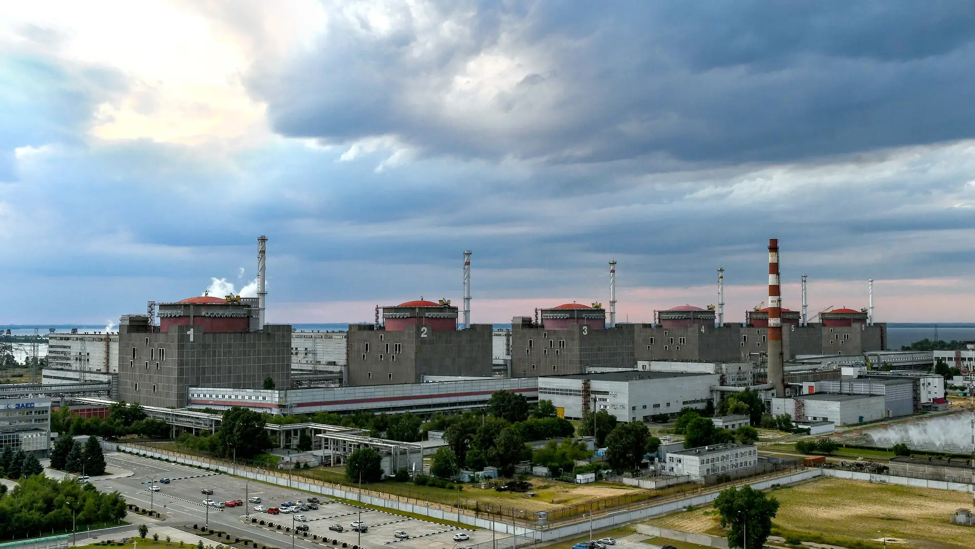 July 9, 2019, Enerhodar, Zaporizhzhia Region, Ukraine: Six VVER-1000 pressurized light water nuclear reactors, each generating 950 MWe, make the Zaporizhia Nuclear Power Plant the largest NPP in Europe and among the top 10 largest in the world, Enerhodar, Zaporizhzhia Region, southeastern Ukraine, July 9, 2019. Ukrinform. (Foto de ARCHIVO) 09/07/2019