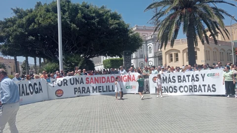 Concentración por la mejora de la sanidad en Melilla