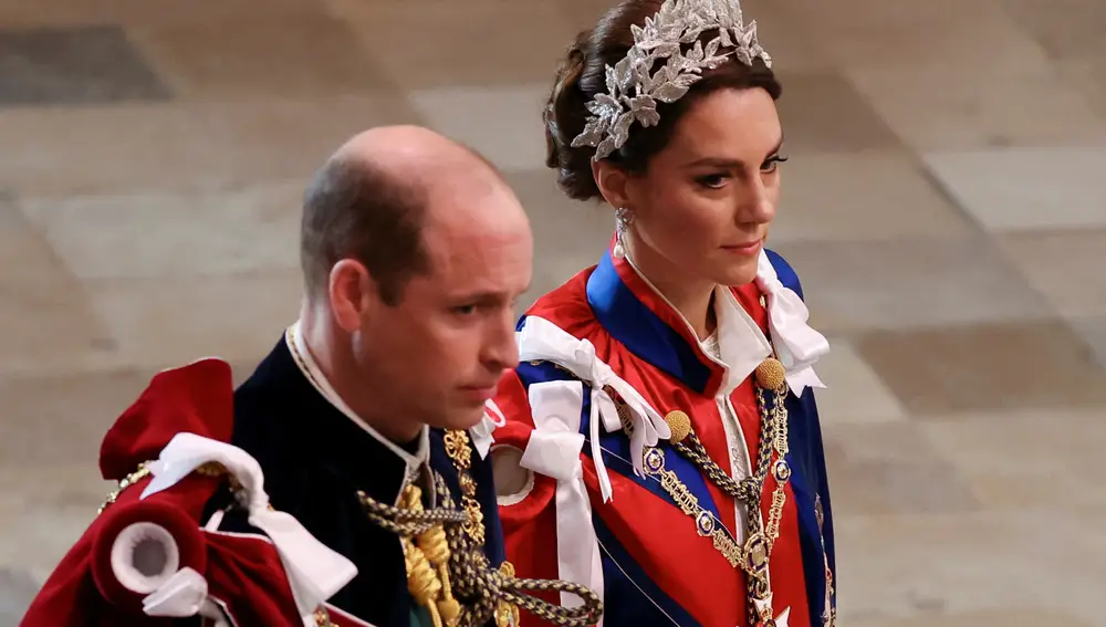 Los príncipes de Gales en la coronación de Carlos III