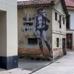 "El David" de Miguel Ángel se convierte en un turista o peregrino en Asturias