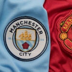 El oscuro significado de los escudos del Manchester City y United: por qué ha abierto una investigación