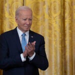 EEUU.- Biden pide un "acuerdo justo" para los guionistas de Hollywood con motivo de la huelga