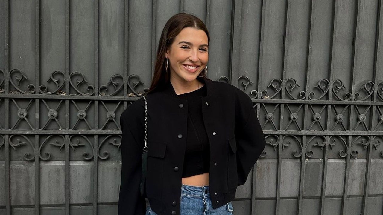 Alba Díaz is the boss of the most stylized looks with a denim skirt and this time she has combined it with the most viral bomber