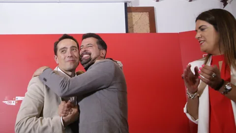 El secretario general del Partido Socialista de Castilla y León, Luis Tudanca, participa en la presentación de la candidatura de Luciano Huerga a la Alcaldía de Benavente (Zamora)