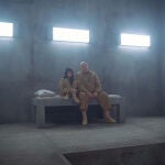 Milena Smit y Hovik Keuchkerian como protagonistas de 'El Hoyo 2'