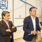 El alcalde de Serrada, César López, presenta los premios