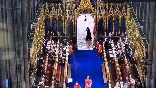 Encapuchado en la Abadía de Westminster
