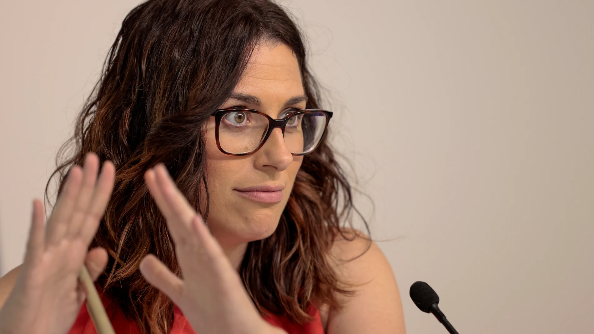 GRAFCVA3365. VALENCIA, 12/05/2023.-La Portavoz y vicepresidenta del Gobierno valenciano , Aitana Mas, durante la rueda de prensa posterior al Pleno del Consell.EFE/ Ana Escobar