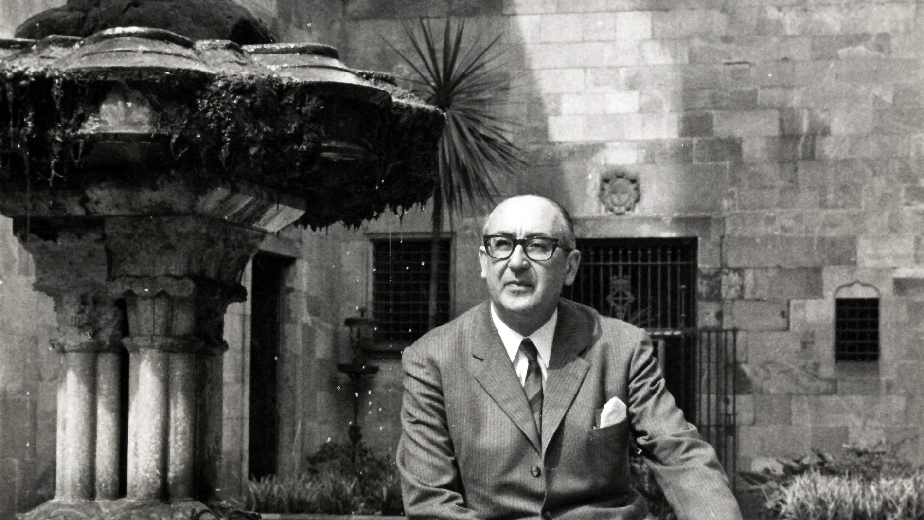 Álvaro Cunqueiro perteneció a una generación de grandes escritores no olvidados, sino silenciados, como Pedro Michelena o Eugenio Montes