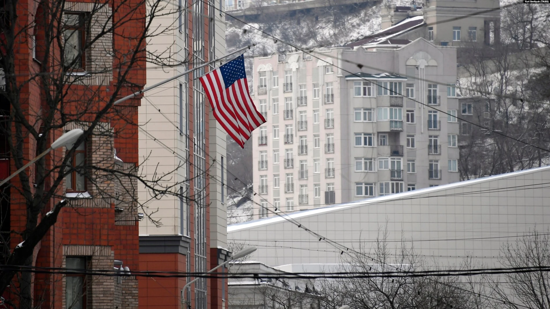 El consulado de Vladivostok, donde trabajaba Shonov, permanece cerrado desde diciembre de 2020