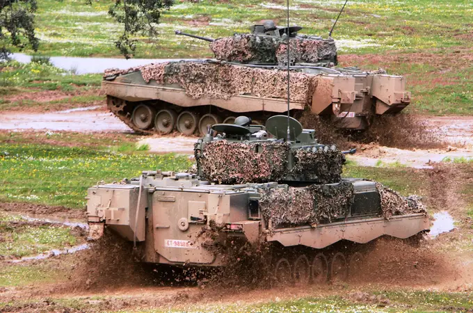 Así son los Pizarro, los vehículos de combate de infantería del Ejército de Tierra que Defensa quiere modernizar