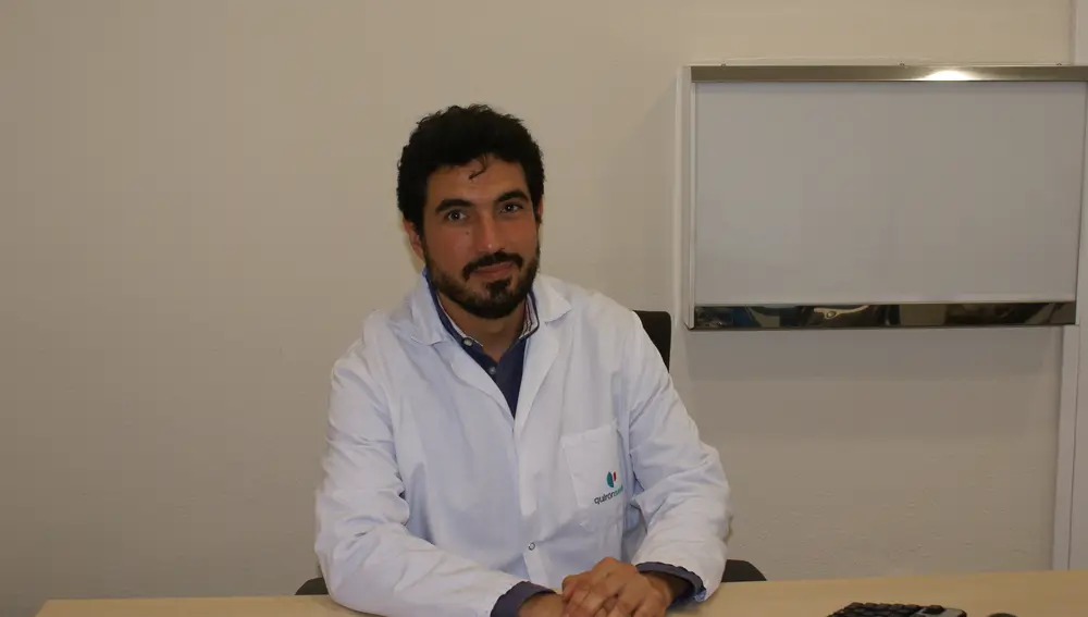 Doctor Iván Morales, traumatólogo del Hospital Quirónsalud Valencia