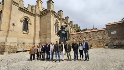 El presidente Alfonso Fernández Mañueco respalda a la candidatura de Alba de Tormes