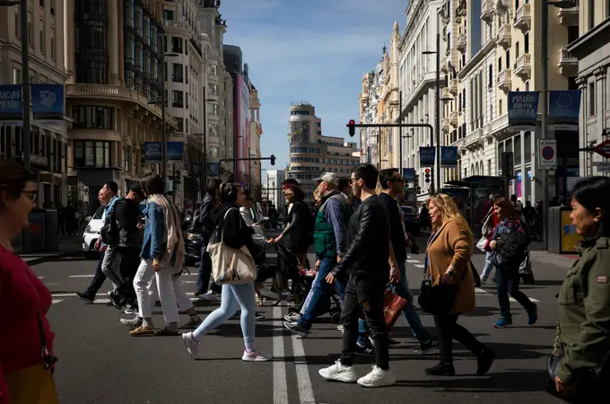 Estas son las calles con más peatones de Madrid (y no todas las aceras son iguales)