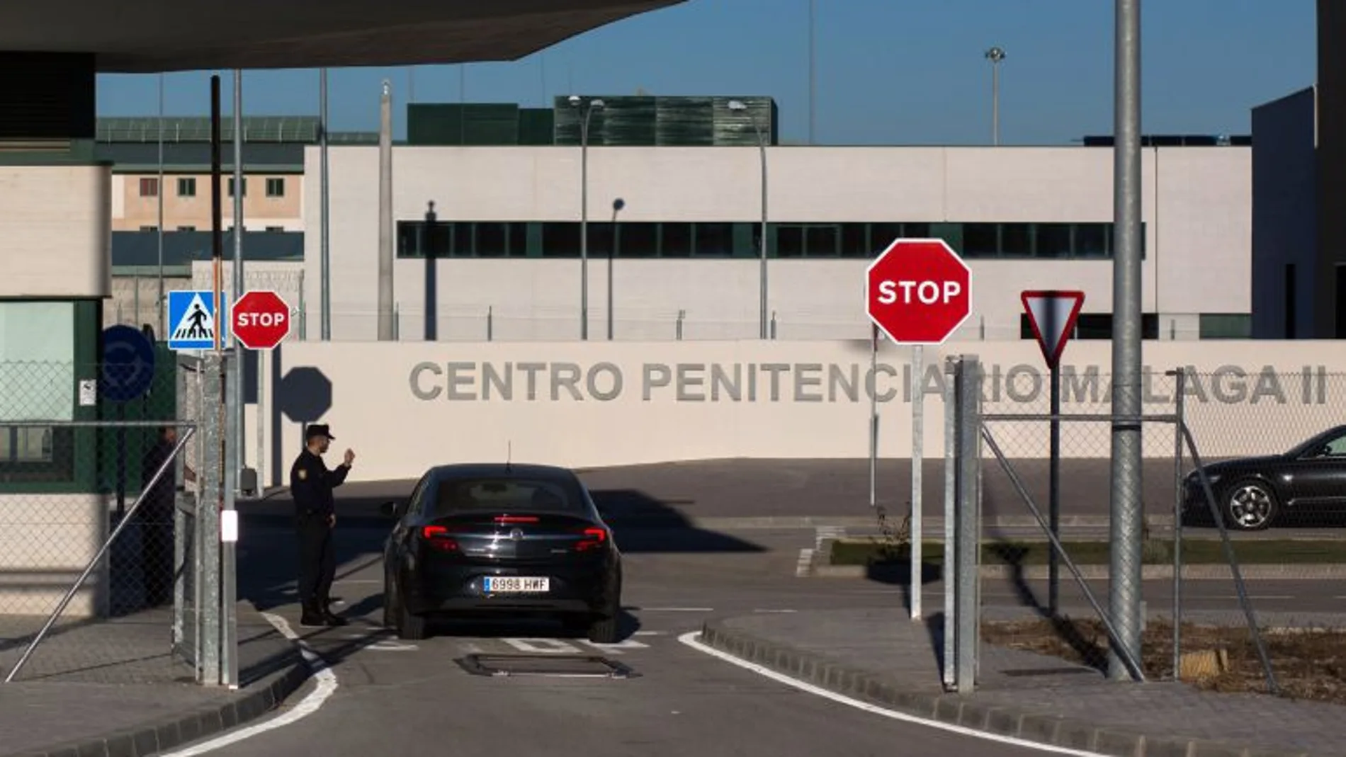 Accesos a la cárcel de Archidona, en Málaga