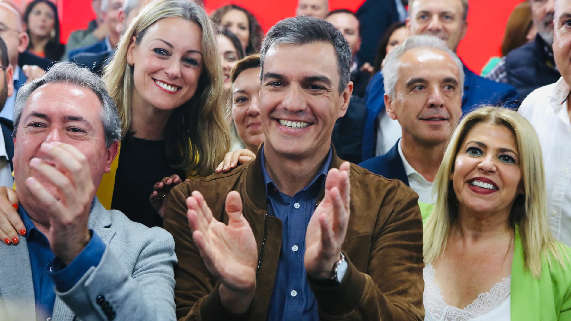 El secretario general del PSOE y presidente del Gobierno, Pedro Sánchez, durante un acto público en el Club Nazaret de Jerez de la Frontera, a 23 de mayo de 2023 en Cádiz (Andalucía, España). El secretario general del PSOE y presidente del Gobierno, Pedro Sánchez, participa en un acto público junto al secretario general del PSOE-A, Juan Espadas, y la alcaldesa y candidata del PSOE a la reelección, Mamen Sánchez. 23 MAYO 2023 Nacho Frade / Europa Press 23/05/2023