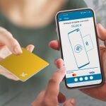 CaixaBank lanza una aplicación para convertir los móviles en datáfonos sin necesidad de contar con un dispositivo adicional