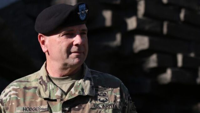 El ex comandante de EEUU en Europa, Ben Hodges